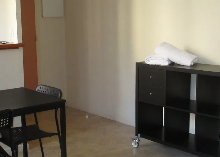 Le Pastel Francois Verdier Апартаменты