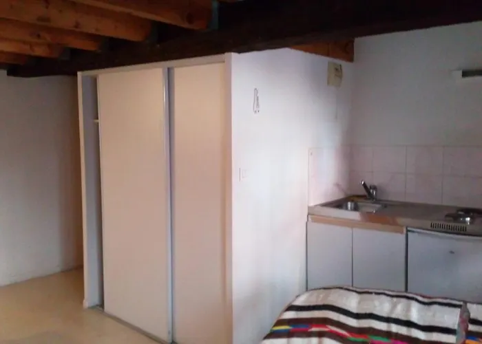 Le Pastel Francois Verdier Апартаменты *